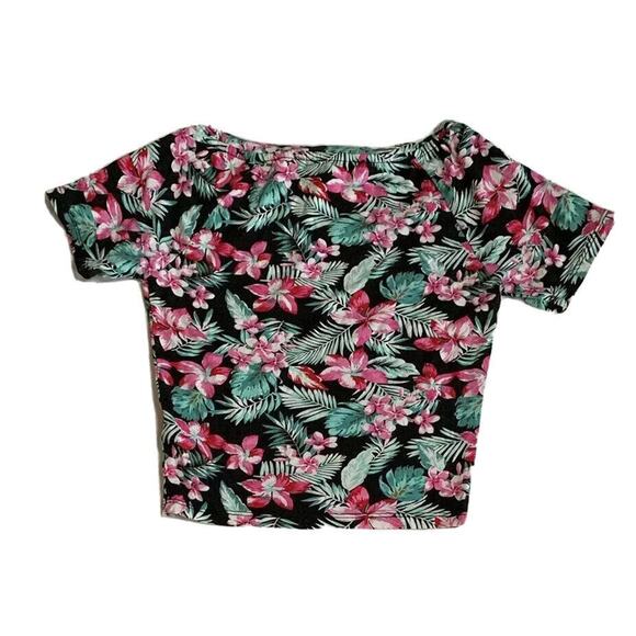 Forever 21 Women’s floral print Crop Top Multicolor Sz S Pullover short sleeve - Picture 2 of 4